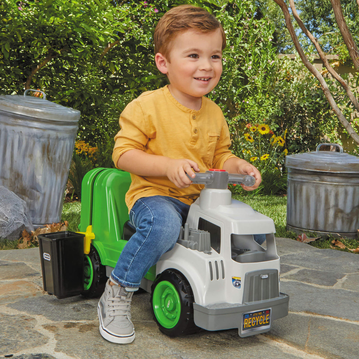 Dirt Digger™ Garbage Scoot - Image 2